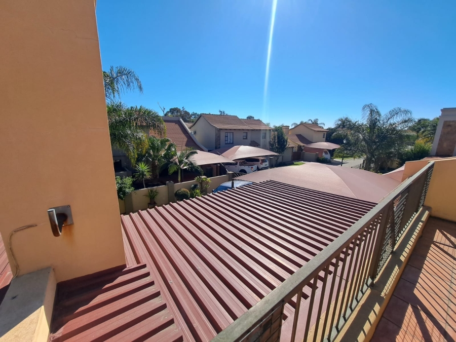 3 Bedroom Property for Sale in Waterval East North West